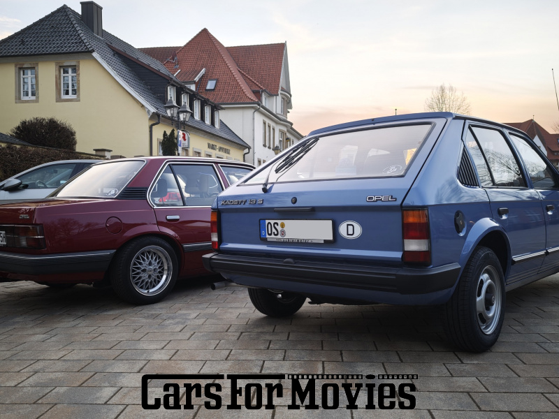 CarsForMovies | Opel Kadett D Junior 1984 Deutschland Blau Grau Zivilfahrzeug Limousine Niedersachsen 7595 